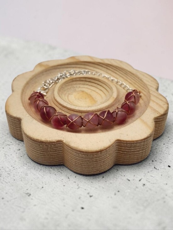 Handmade Jewelry - Handmade Adjustable Red Tie Dye Beaded Bracelet with Wire Wrap Design